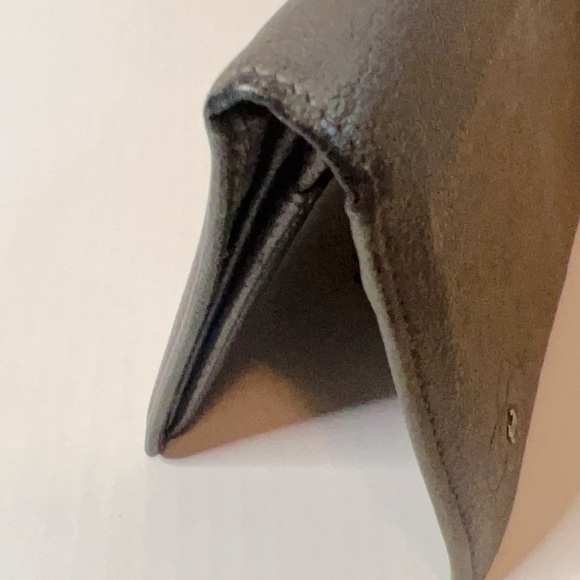 Authentic Chanel Bi-fold wallet. - Picture 6 of 9